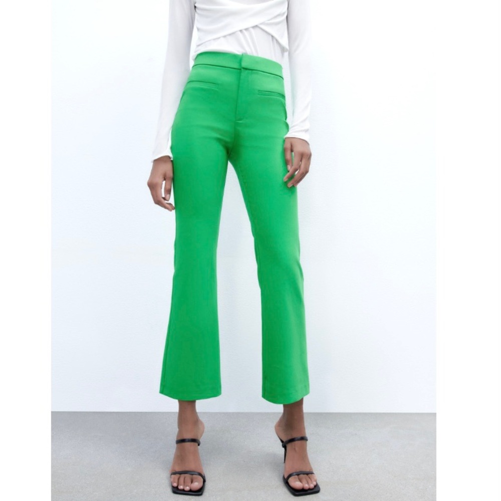 Zara Green Cropped Flare Pants